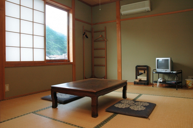 Room | Haradaya