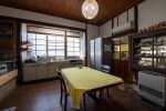 Earthen-style Dining room | Hana