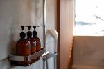 Bathroom and Washroom (also serves as a changing room) | Onfunayado Umiduki