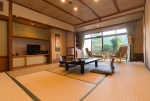 Japanese-style room (renovated building) | Saginoyuso