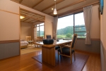 Japanese and Western-style room (suite room) | Saginoyuso