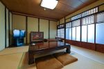 Japanese-style room (suite room) | Miyako Ryokan