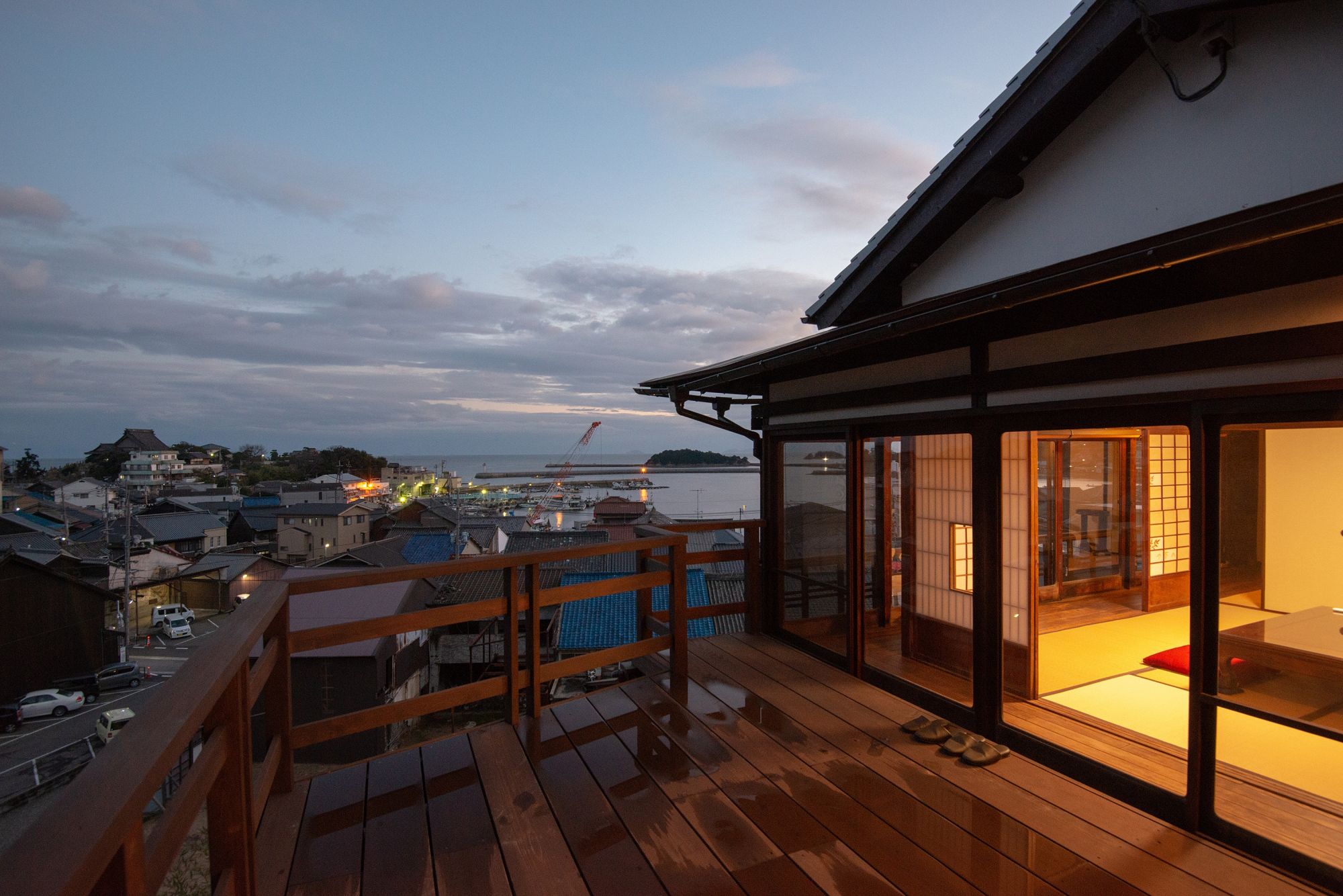 バルコニー / そわか楼