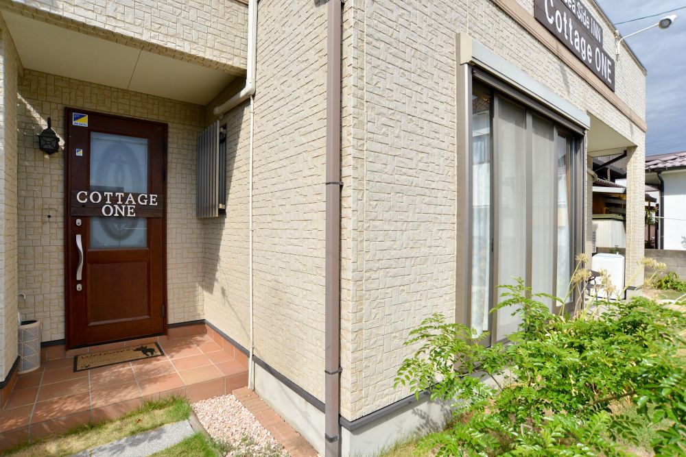 玄関口 / コテージワン宮島街道店