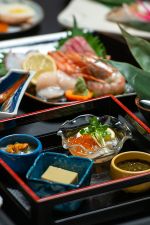 料理 / 三階旅館