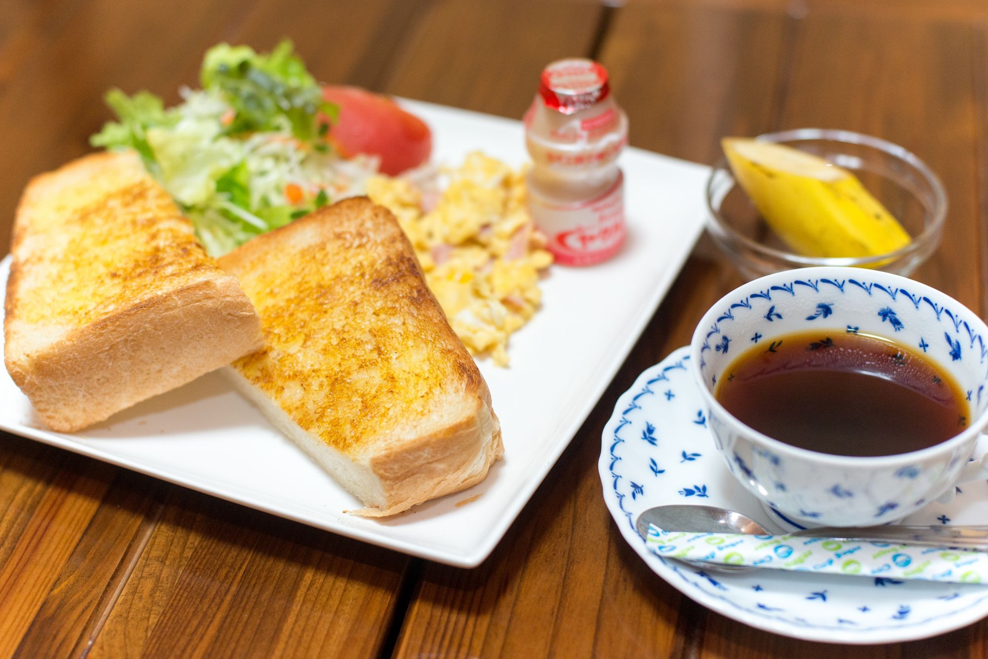 朝食 / ゲストハウス心