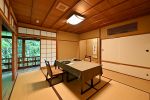 離れ“萩”併設の個室会食用客室