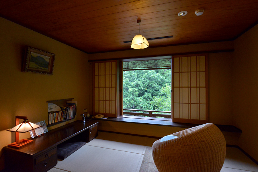 客室 大丸旅館 竹田 久住 長湯温泉 西日本の素敵な宿 高枕 たかまくら