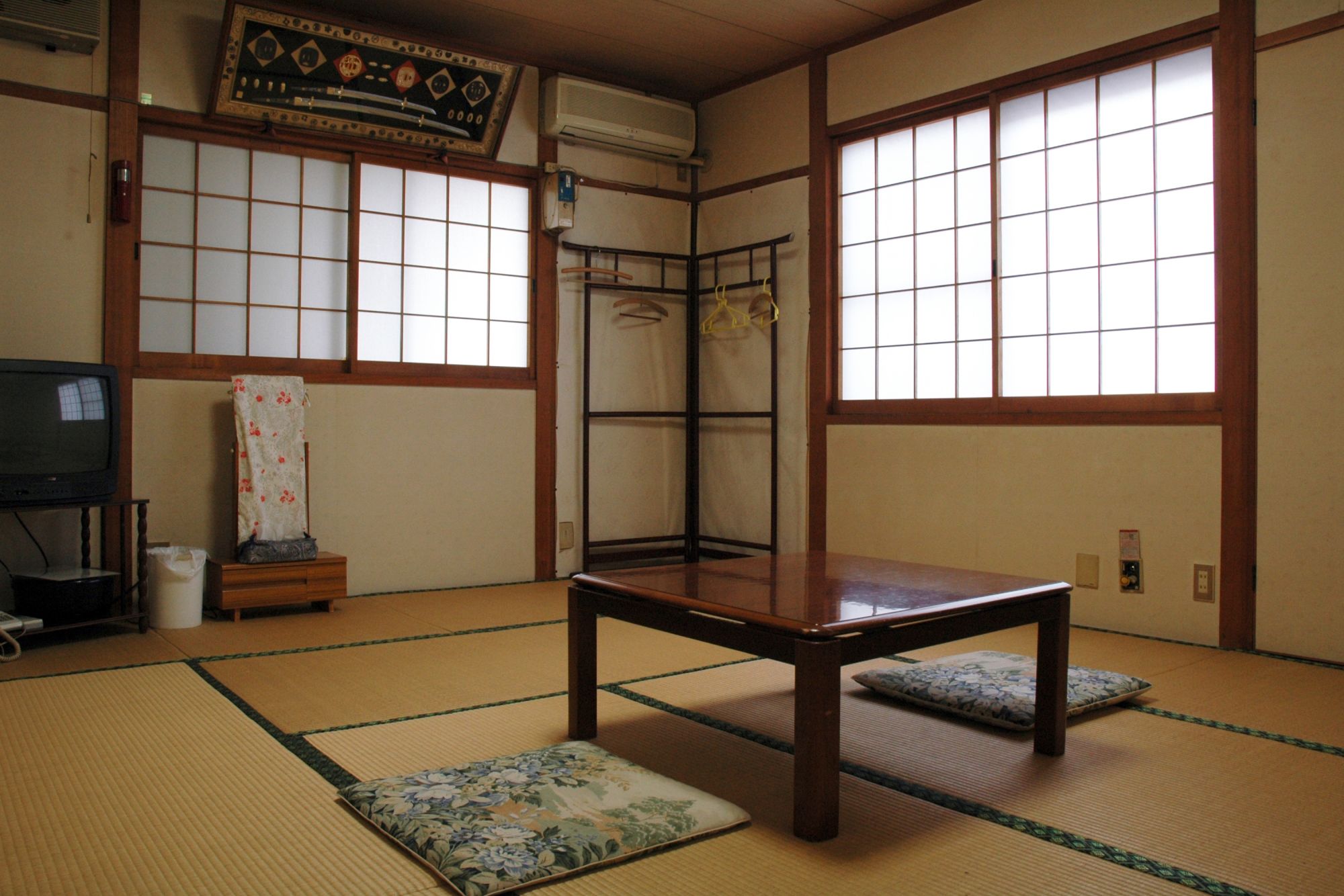 Room | Miyake