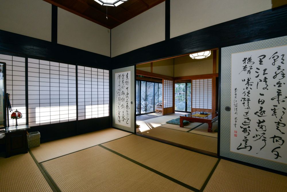 客室 / 尾形の家