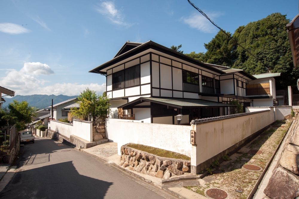 Miyajima Guest House Mikuniya