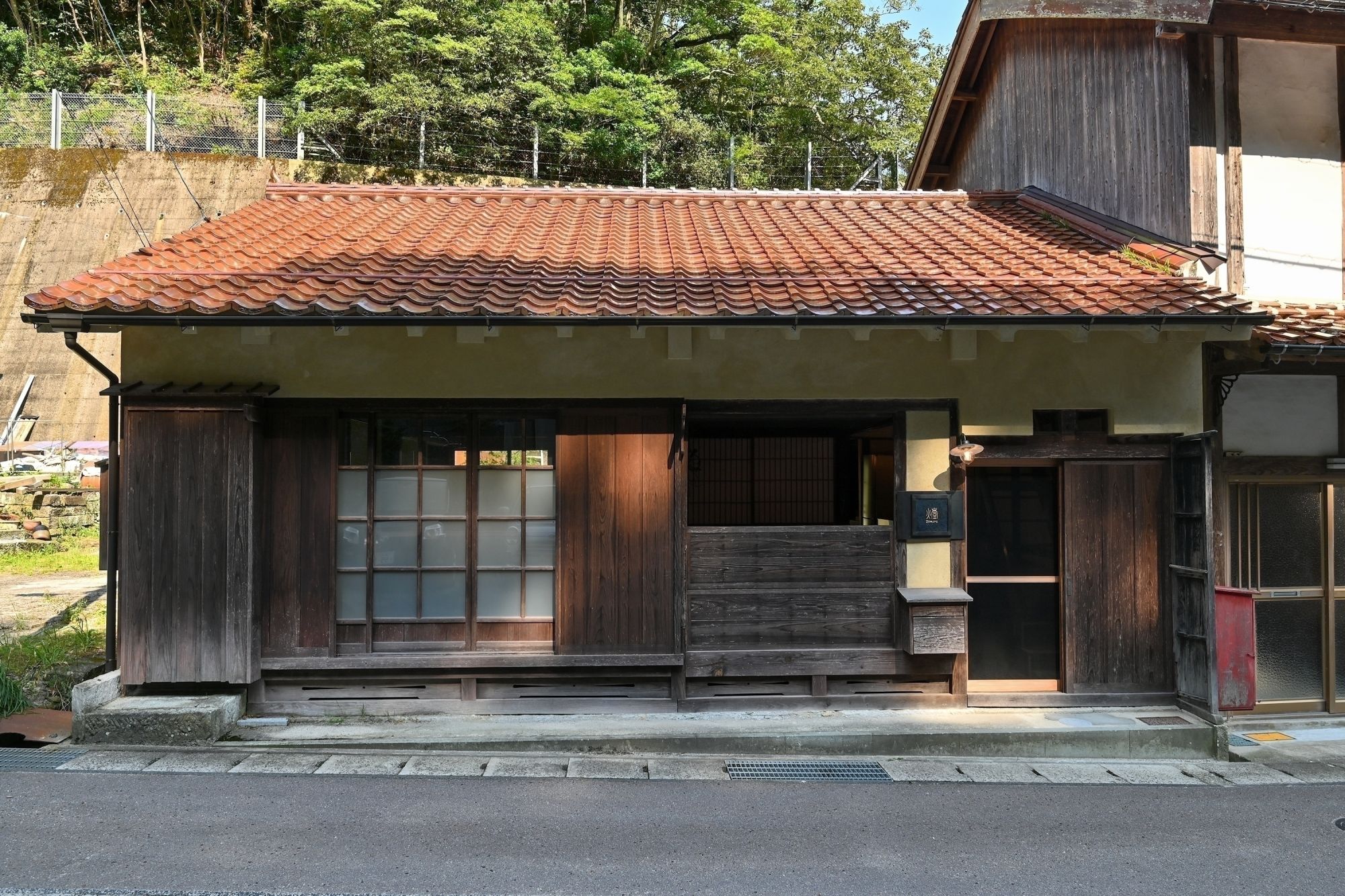 燈（Tomoru）