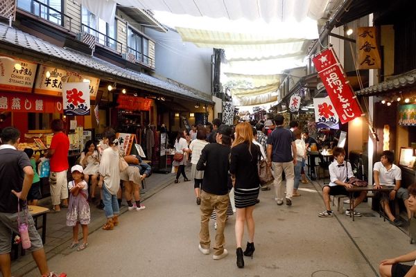 表参道商店街