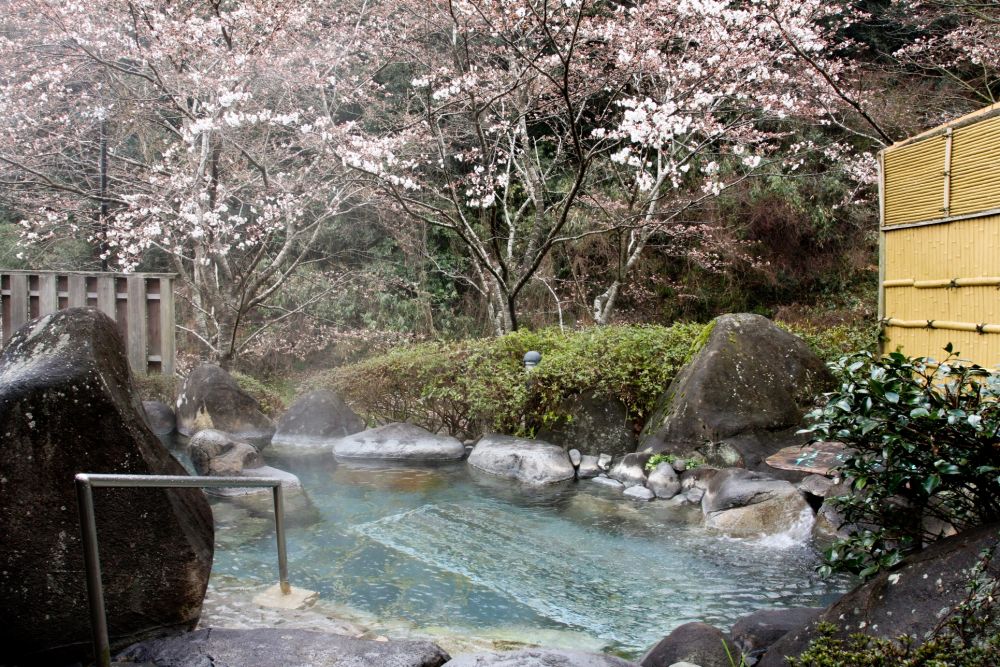 風呂|金城観光ホテル|美又温泉・荒磯温泉/西日本の素敵な宿・高枕(たかまくら) 風呂|金城観光ホテル|美又温泉・荒磯温泉/西日本の素敵な宿・高枕(たかまくら)
